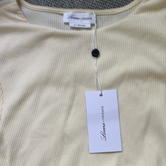 NWT Lovers and Friends Crop Top - Picture 2 of 2